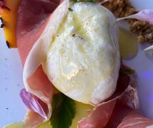 Burrata with prosciutto and stone fruit